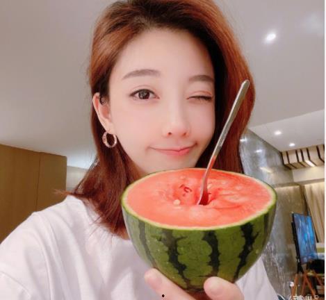 吃瓜粉丝君,揭秘娱乐圈幕后故事